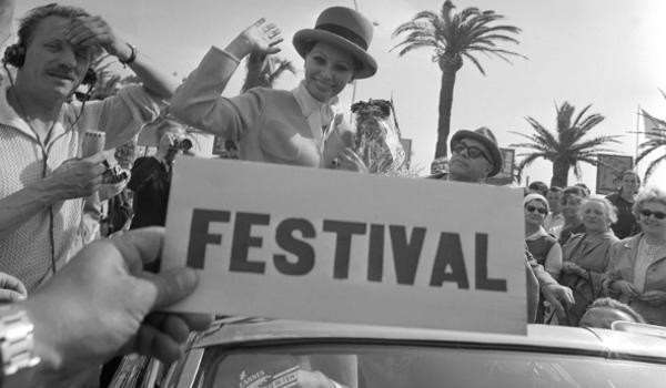 Hotel Le Festival Cannes Servis gambar